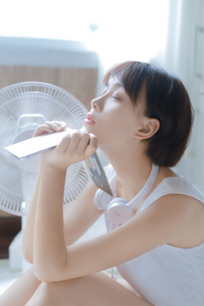 寄生兽灰色部队免费完整观看